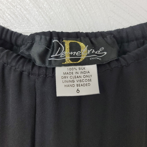 Demetrios Evening silk pant suit.  Size 10 & 6.  (832) - Picture 10 of 12